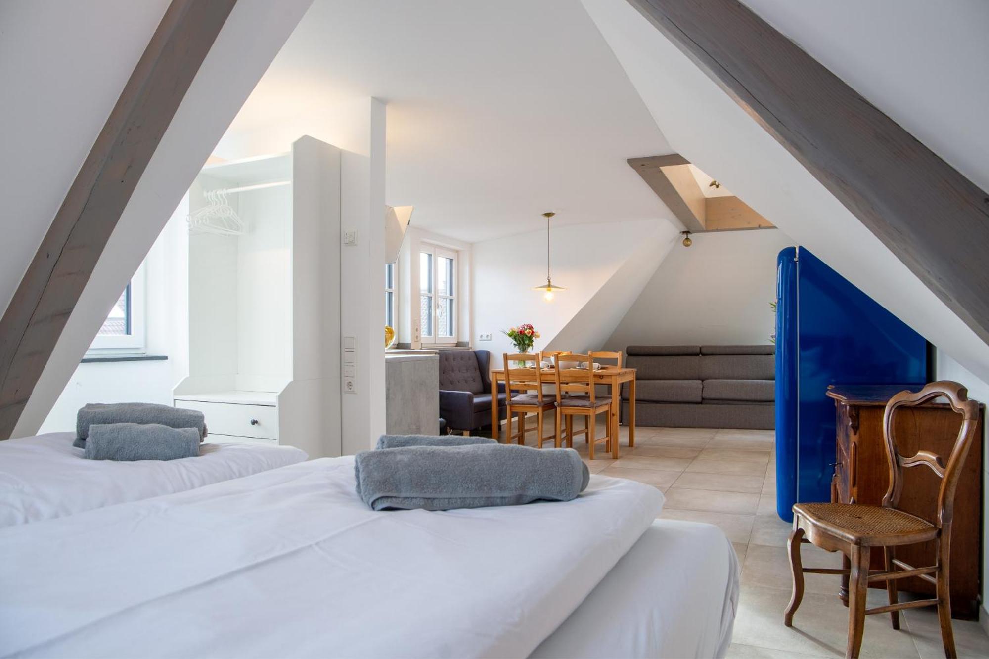 Living Timeless - Apartments Zum Roten Lamm, Zentrale Lage In Bad Krozingen In Der Fussgaengerzone Am Kurpark Und Vita Classica Екстер'єр фото